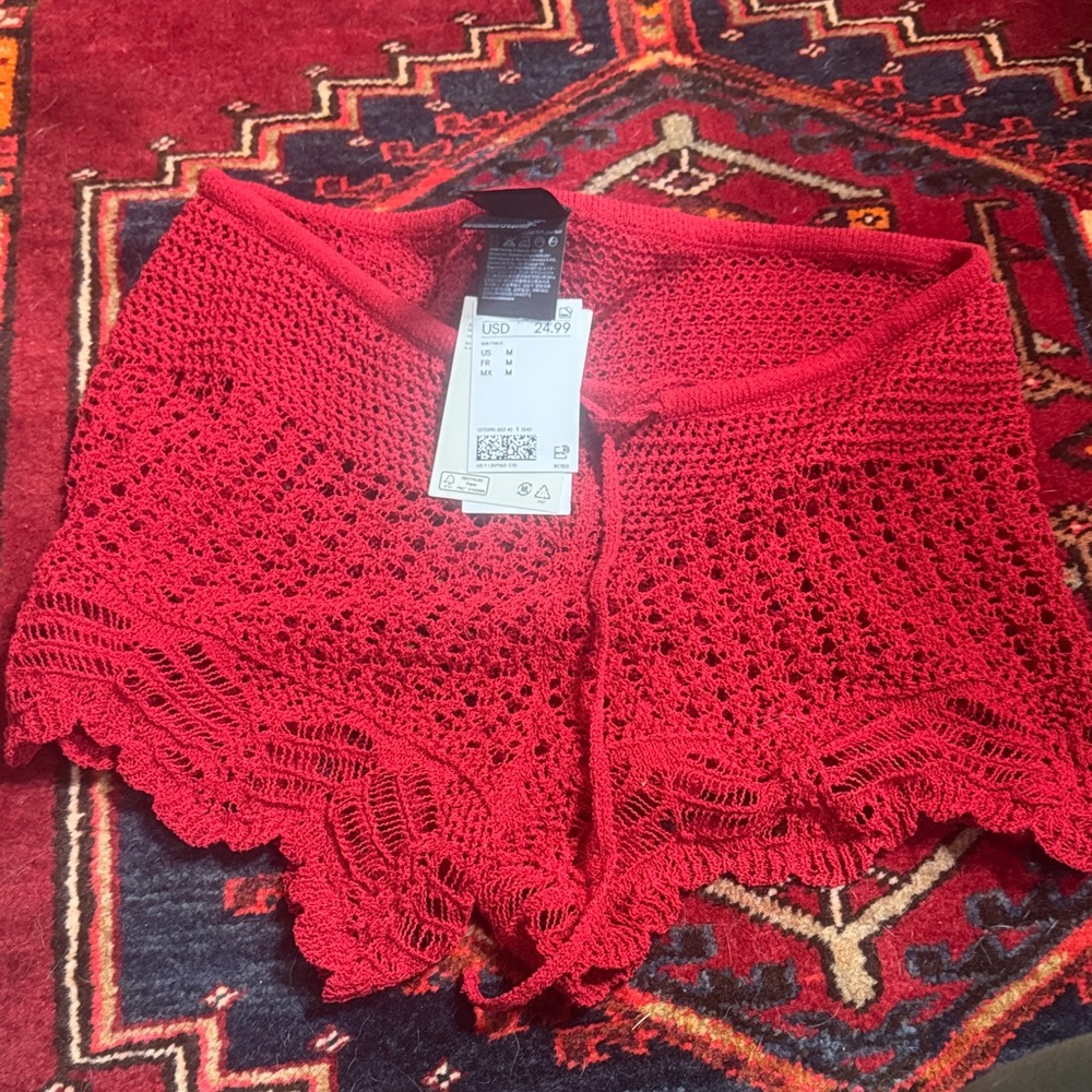 H&M Crochet Red Shorts - Vibrant Red Knit